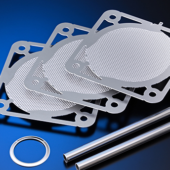 High-strength alloys/high-oxidation-resistant alloys